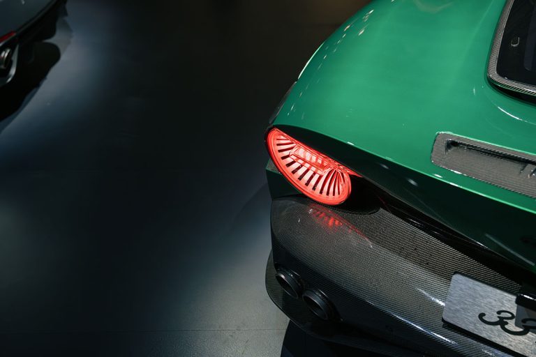 Bottegafuoriserie une Alfa Romeo e Maserati em Paris - LusoMotores