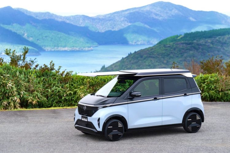 Nissan testa Sakura com painel solar no tejadilho - LusoMotores