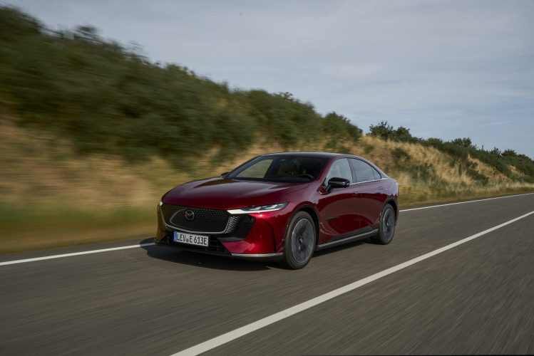 all-new_mazda6e_src_germany_act_1_highres